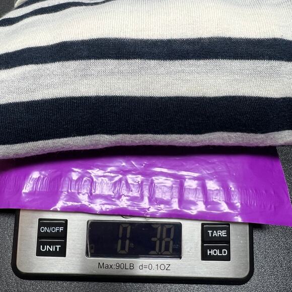 Vince Wool Cashmere Blend Women's Lightweight Boxy Sweater Size Medium - Picture 8 of 8